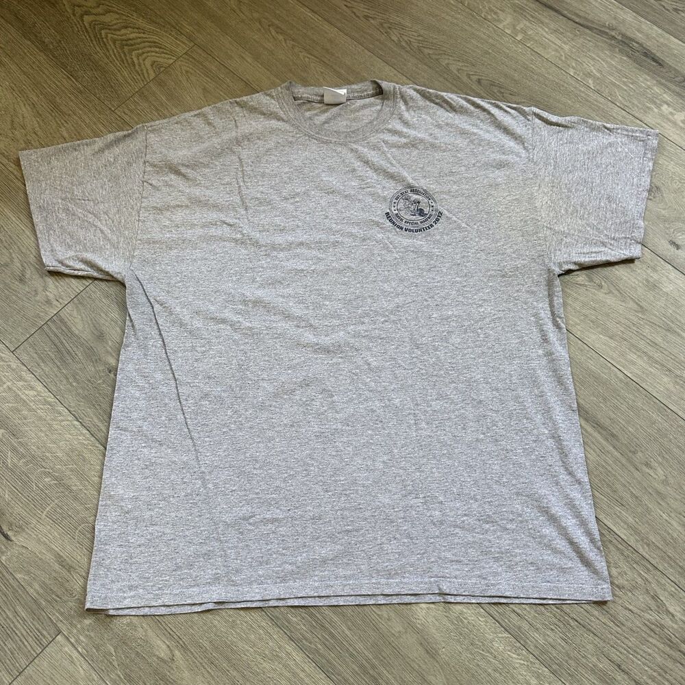 Y2K Gray Heather T-Shirt with Circular Seal Graphic